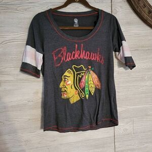 Chicago Blackhawks NHL Hockey Shirt SZ L (11-13) Juniors Girls